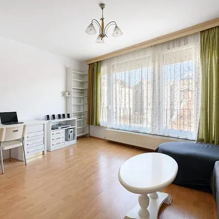 Lovely In Centre For 4 Guests * Budapest