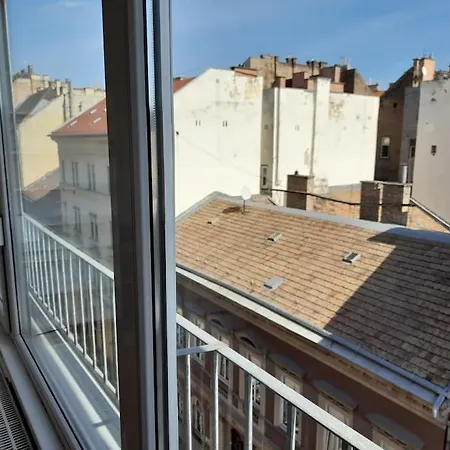 Lovely In Centre For 4 Guests Apartment Budapest